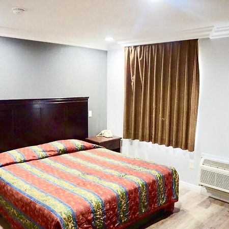 Rio Palace Motor Inn, ロサンゼルス エクステリア 写真