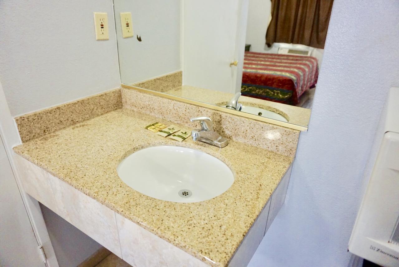 Rio Palace Motor Inn, ロサンゼルス エクステリア 写真